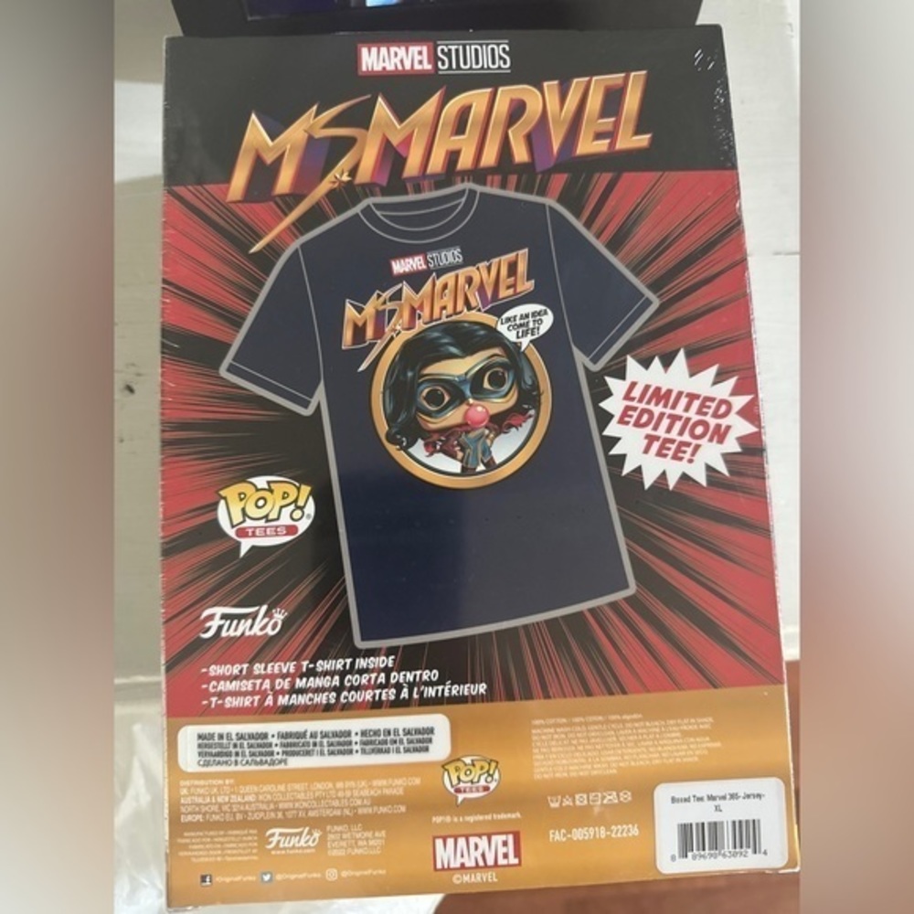 NIB Funko Pop‎ Limited Edition Marvel Tee Large